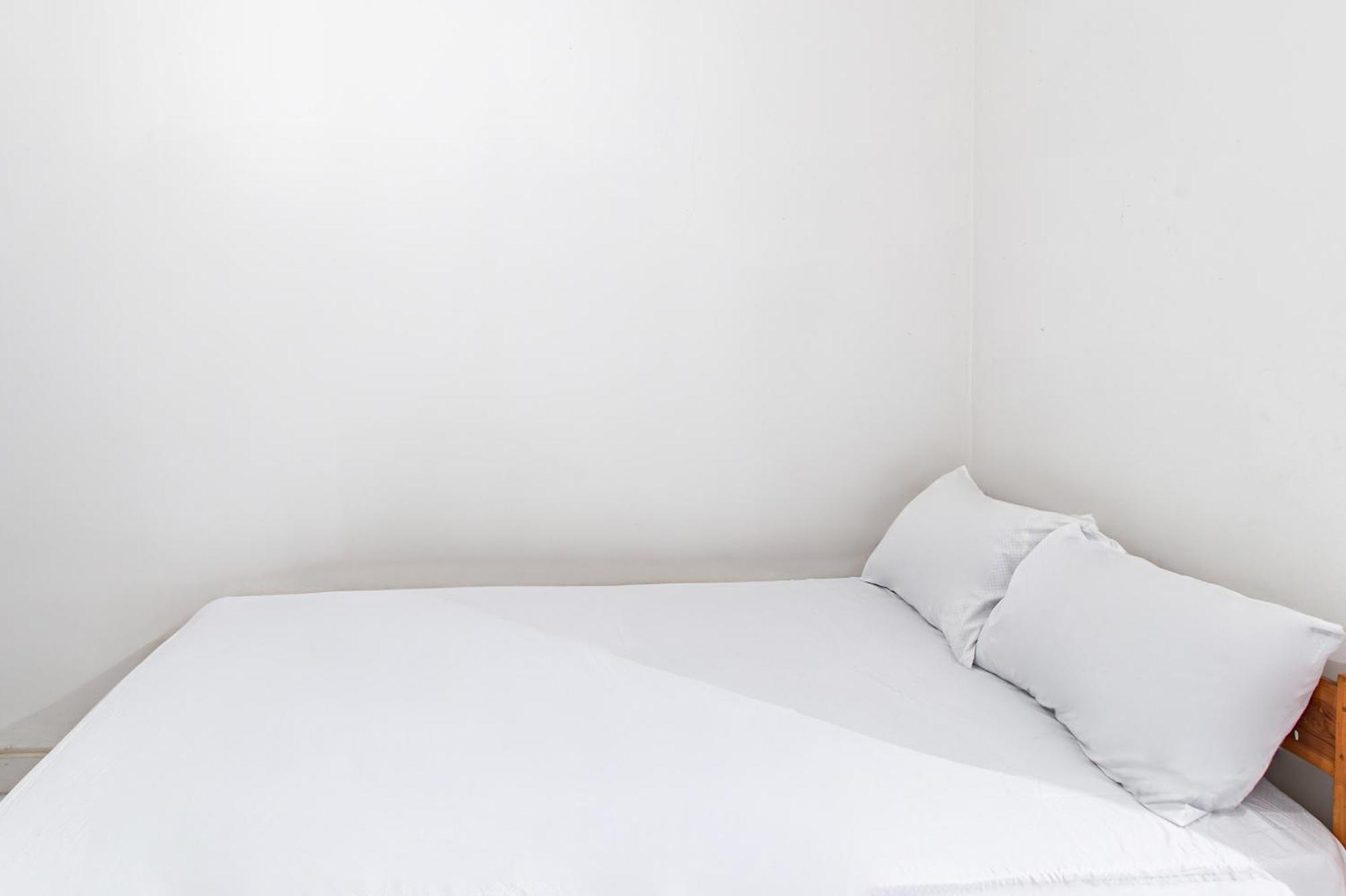 Oyo Life 93504 Kost Krisna Ξενοδοχείο Temukus Εξωτερικό φωτογραφία